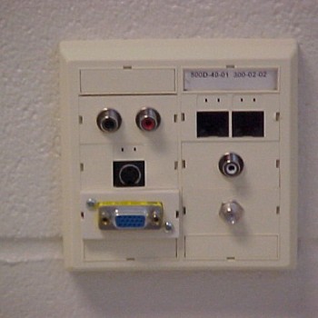 EXTRA OUTLETS